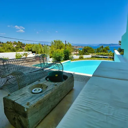 Art With Pool Vakantiehuis Porto Cheli