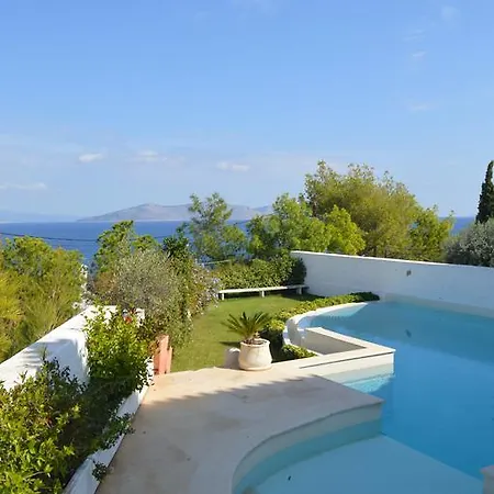 Vakantiehuis Art With Pool *