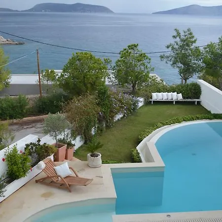 Vakantiehuis Art With Pool Porto Cheli